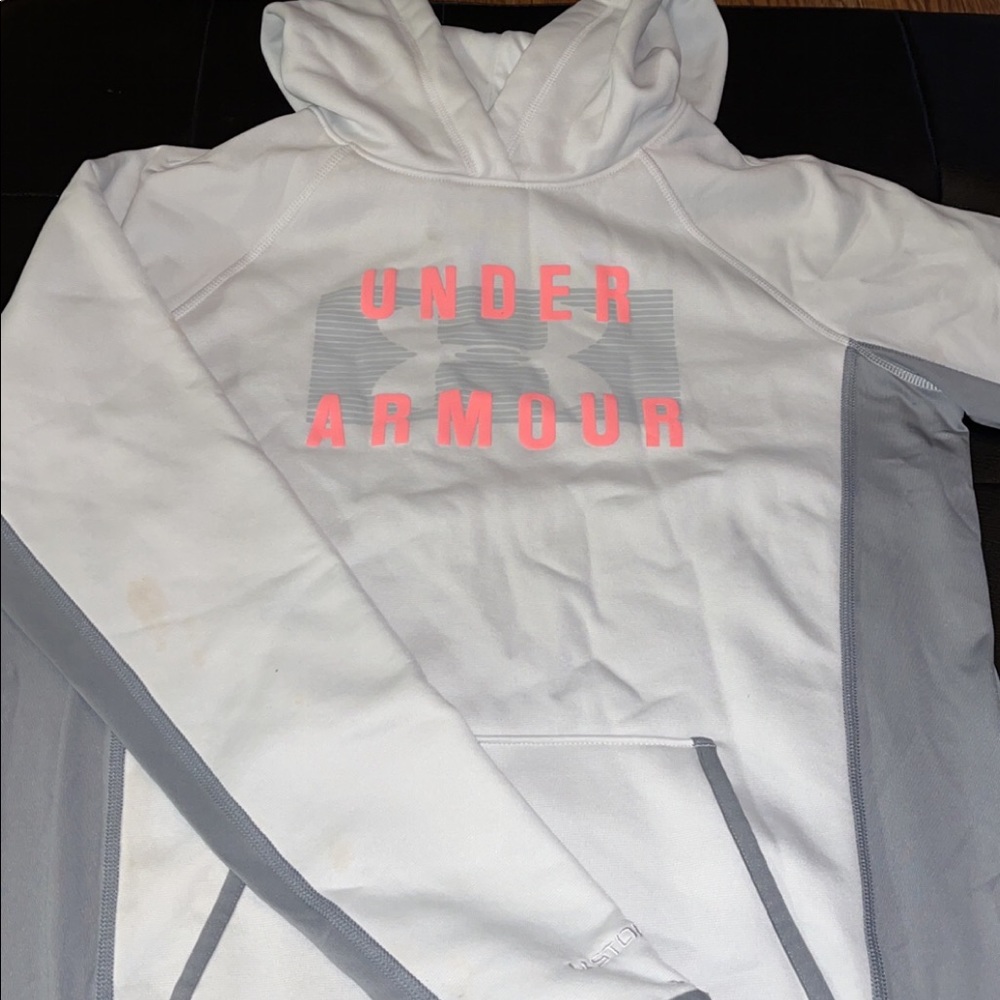 Under Armour sweatshirt